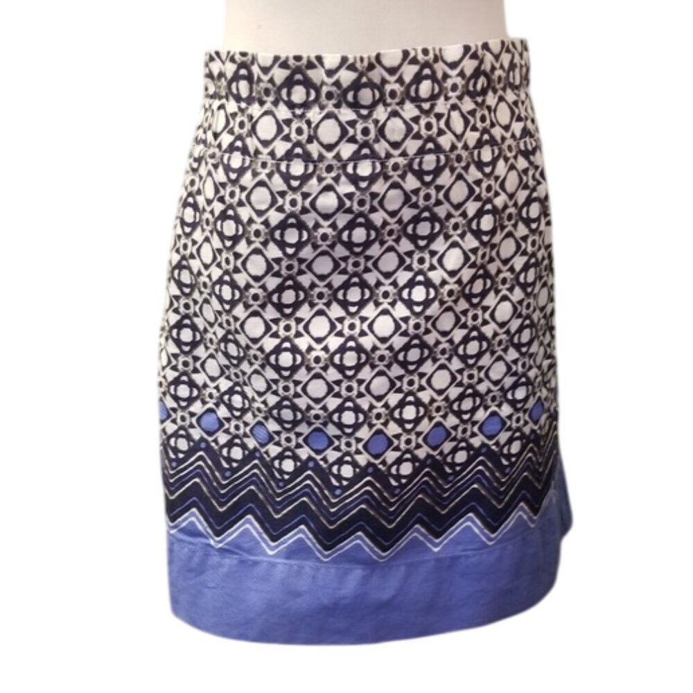 Joe Fresh detailed skirt women's size Medium (T5)